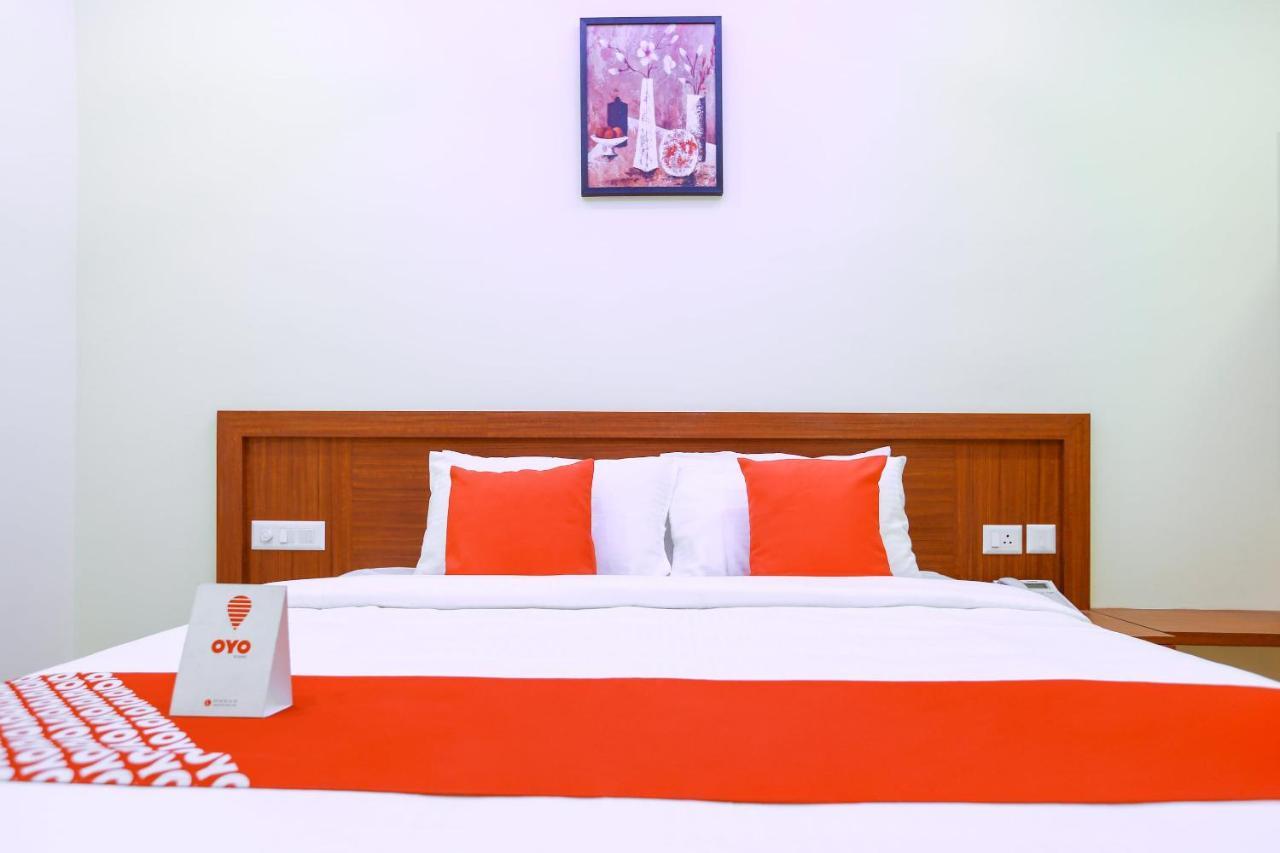 Oyo Ramis Residency Otel Kannur Dış mekan fotoğraf